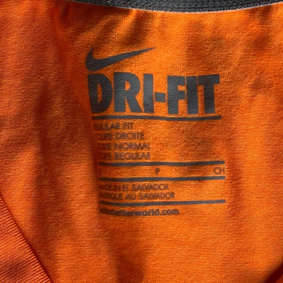 Nike Dri-FIT Orange Short Sleeve Tee - Picture 4 of 4